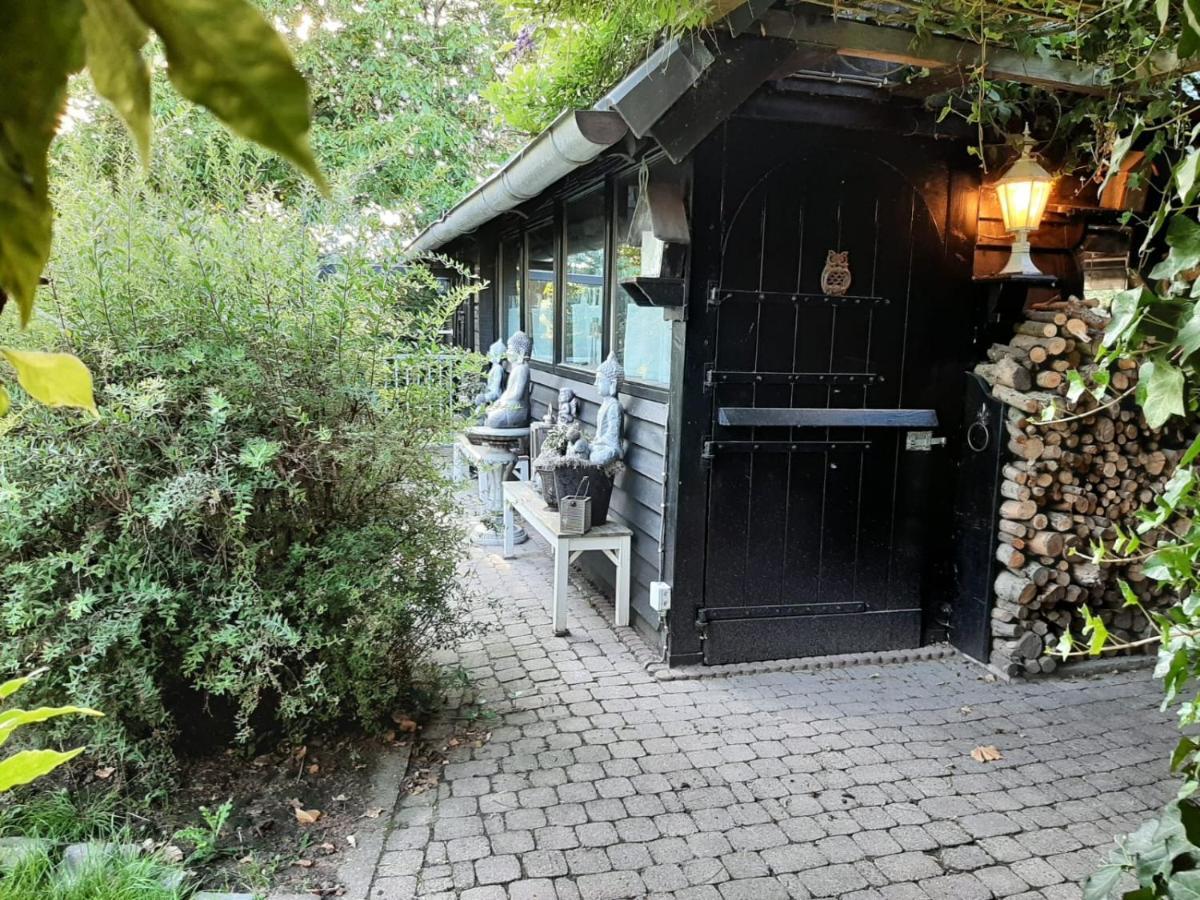 B&B de Vrijheid en de Ruimte in Steenbergen Steenbergen  Exterior foto
