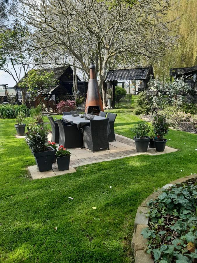 B&B de Vrijheid en de Ruimte in Steenbergen Steenbergen  Exterior foto